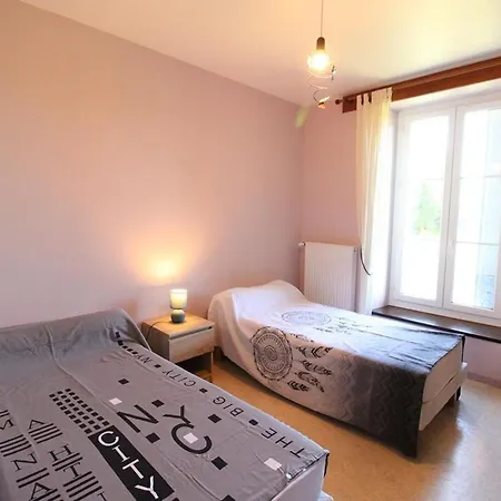 Dom wakacyjny Renove Pres Du De Saint-etienne Cantales, 4 Pers, Equipe Avec Jardin, Tv, Wifi Et ! - Fr-1-742-400 Saint-Gérons