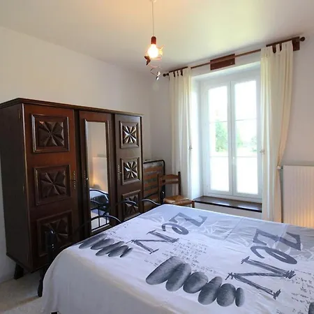 Renove Pres Du De Saint-etienne Cantales, 4 Pers, Equipe Avec Jardin, Tv, Wifi Et ! - Fr-1-742-400 *