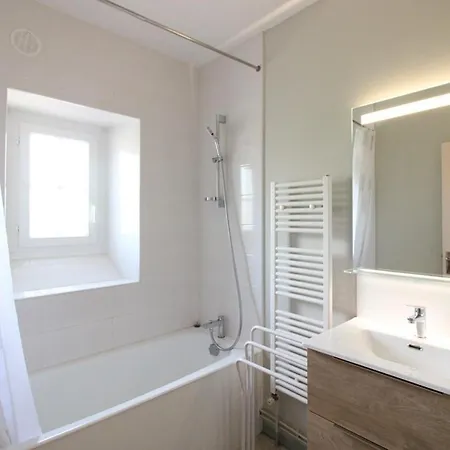 Dom wakacyjny Renove Pres Du De Saint-etienne Cantales, 4 Pers, Equipe Avec Jardin, Tv, Wifi Et ! - Fr-1-742-400
